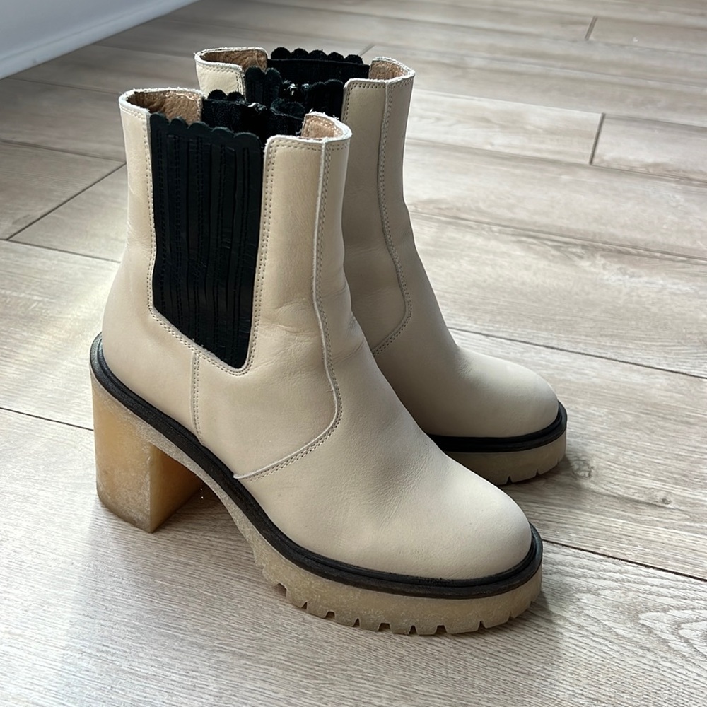 Free people boots size 6